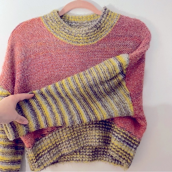 SOLD** Urban Outfitters Cozy Cropped Sweater Mock Neck Multi Color - Picture 5 of 5